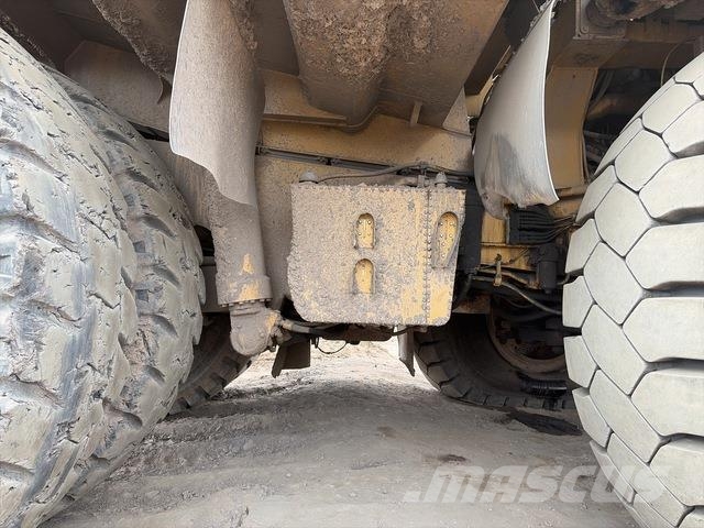 CAT 789C Wozidła przegubowe