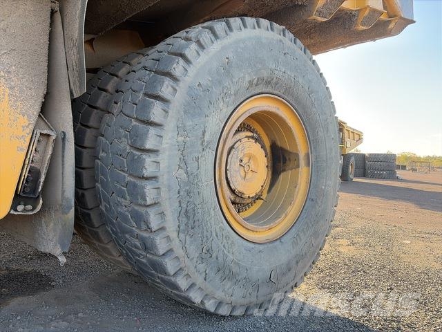 CAT 789C Articulated Haulers