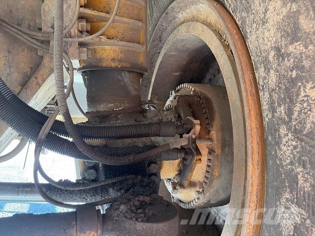 CAT 789C Articulated Haulers