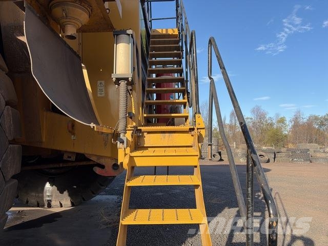 CAT 789C Articulated Haulers