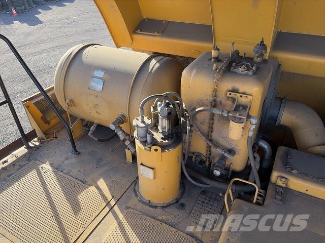 CAT 789C Articulated Haulers