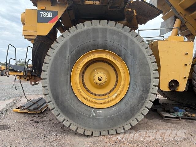 CAT 789D Wozidła przegubowe