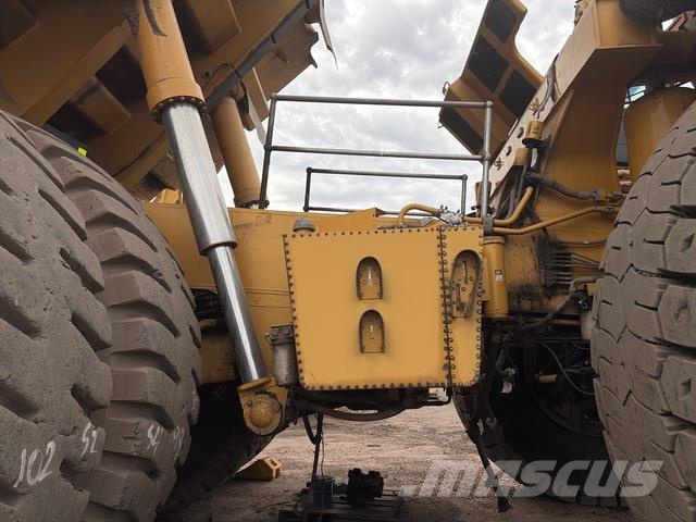 CAT 789D Wozidła przegubowe