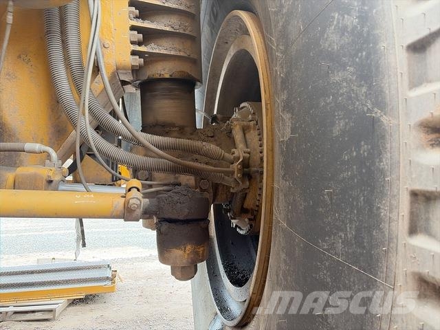 CAT 789D Wozidła przegubowe