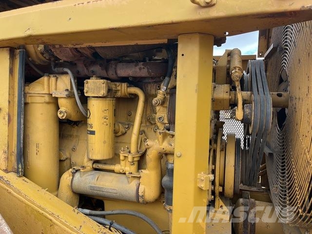 CAT 825C Zemin sıkıştırma makineleri
