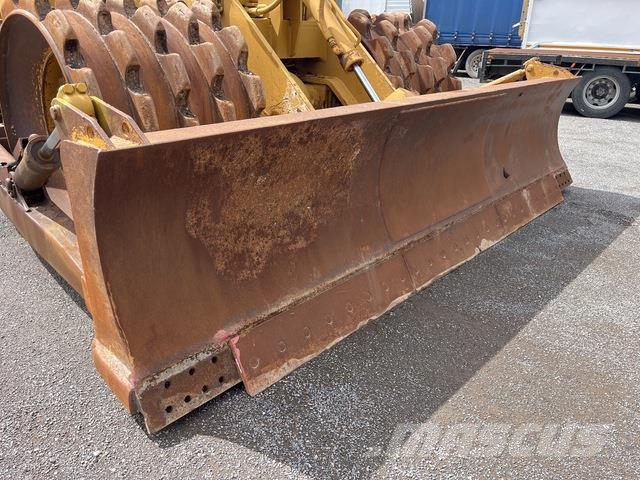 CAT 825C Zemin sıkıştırma makineleri