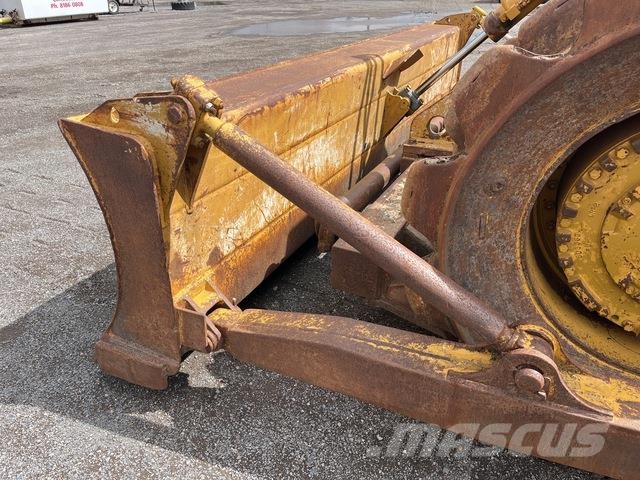 CAT 825C Zemin sıkıştırma makineleri