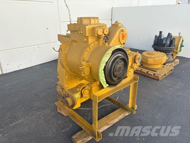 CAT 826G Gearboxes