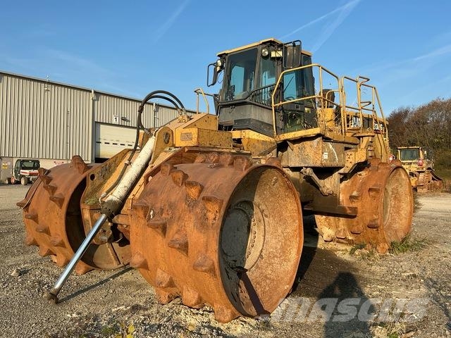 CAT 836G Pinnasetihendajad