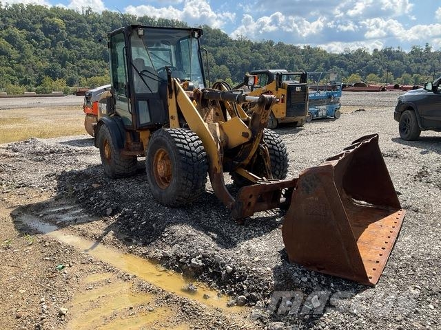 CAT 906H 輪胎式裝載機
