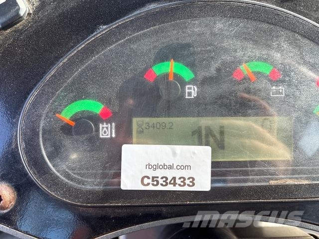CAT 906M Tekerlekli yükleyiciler