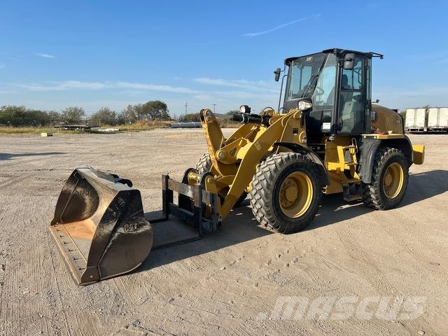 CAT 910 Radlader