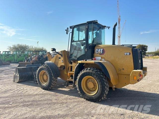 CAT 910 Radlader