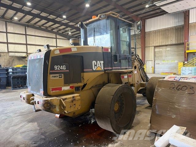 CAT 924G لوادر بعجل