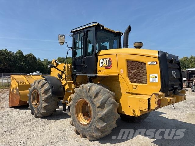 CAT 926M Pale gommate