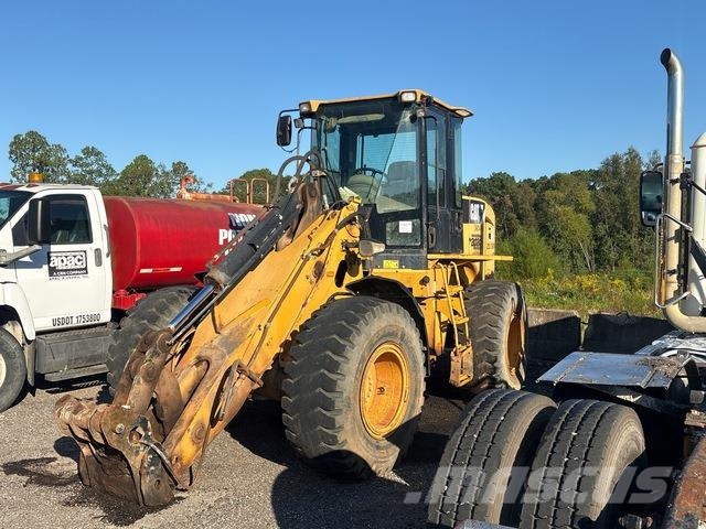 CAT 930H لوادر بعجل