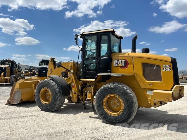 CAT 930M Utovarivači na točkove