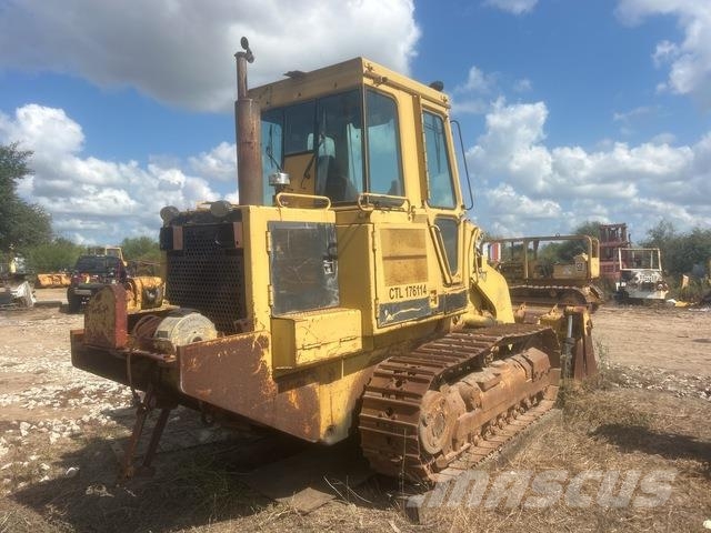 CAT 943 履带式装载机
