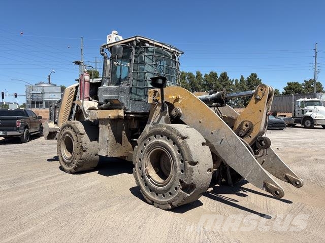 CAT 950K Pale gommate