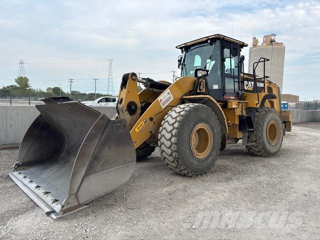CAT 950M Kolesni nakladalci