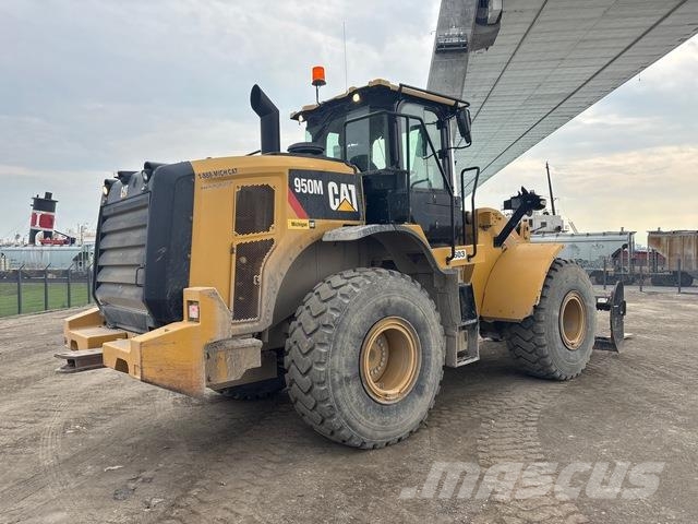 CAT 950M Kolesové nakladače