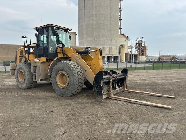 CAT 950M Kolesové nakladače