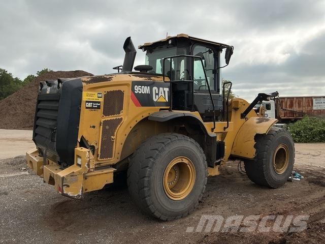 CAT 950M Kolesové nakladače