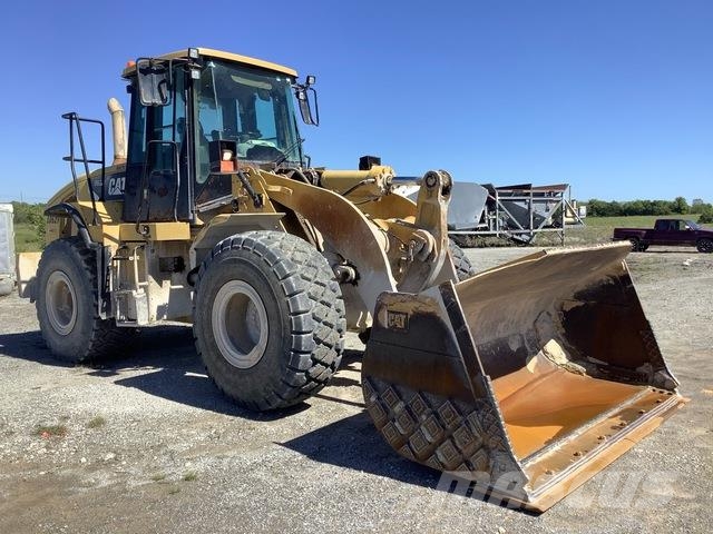 CAT 962H Gumikerekes homlokrakodók