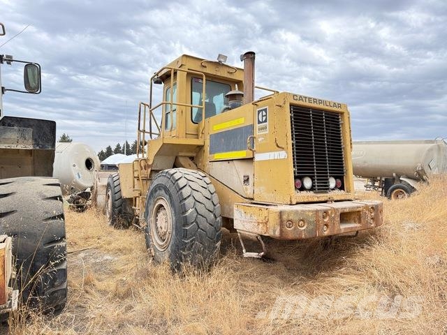CAT 966D لوادر بعجل