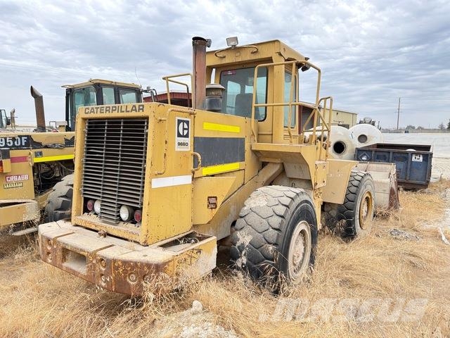 CAT 966D لوادر بعجل