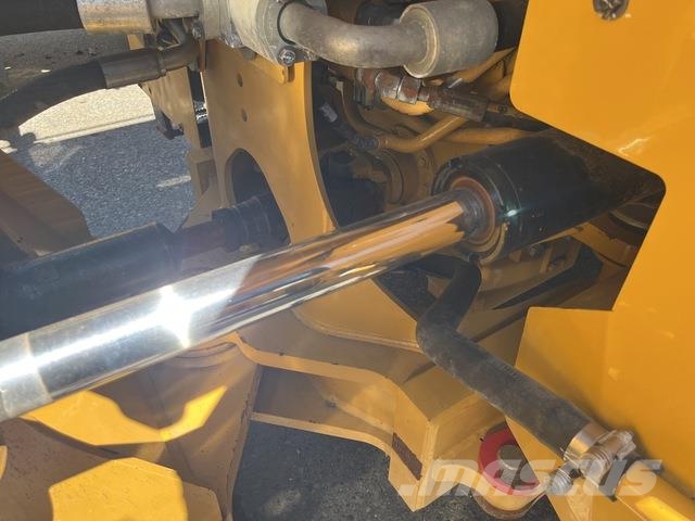 CAT 966M Wheel loaders