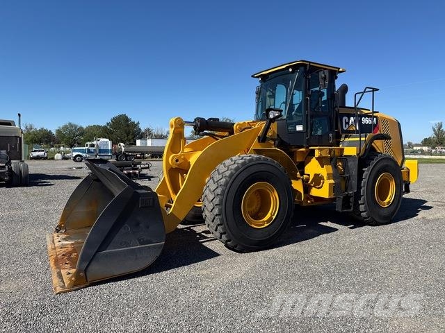 CAT 966M Chargeuse sur pneus