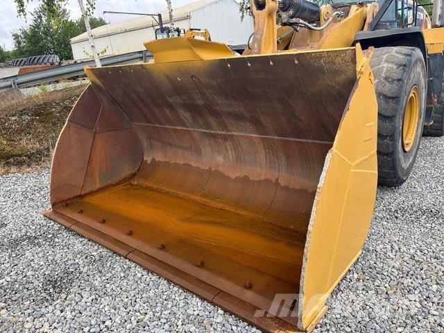 CAT 972M Ładowarki kołowe