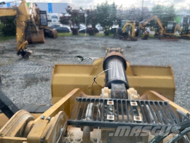 CAT 972M Ładowarki kołowe
