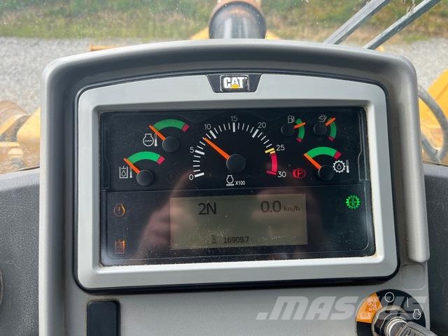 CAT 972M Ładowarki kołowe