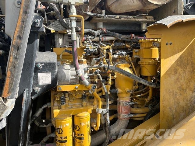 CAT 972M Ładowarki kołowe