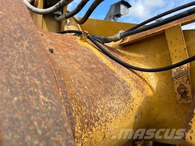 CAT 972M Ładowarki kołowe