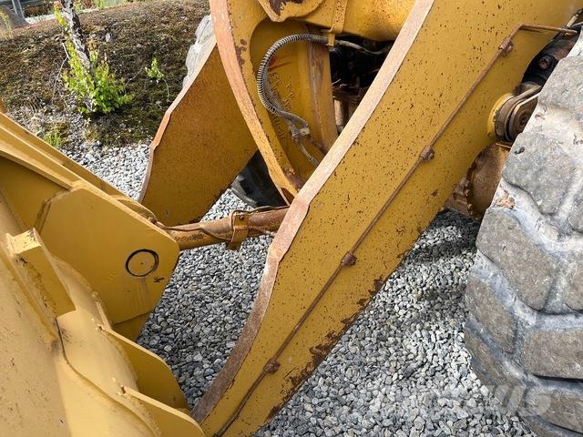 CAT 972M Ładowarki kołowe