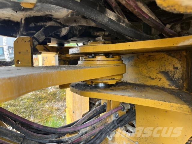 CAT 972M Ładowarki kołowe