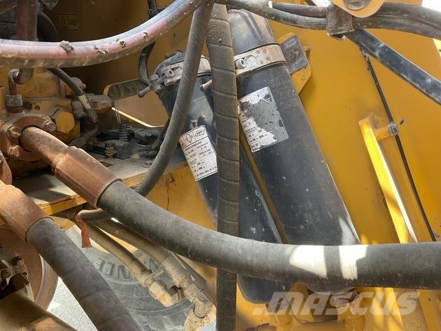 CAT 972M XE Φορτωτές με λάστιχα (Τροχοφόροι)