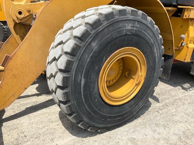 CAT 972M XE Φορτωτές με λάστιχα (Τροχοφόροι)