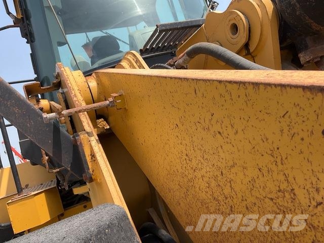 CAT 972M XE Φορτωτές με λάστιχα (Τροχοφόροι)