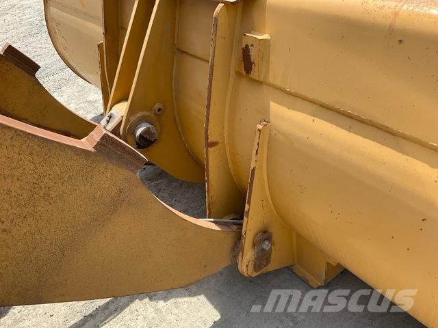 CAT 972M XE Φορτωτές με λάστιχα (Τροχοφόροι)