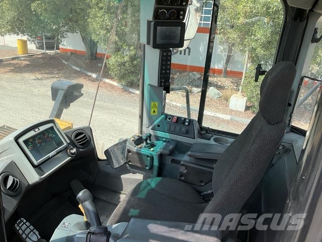 CAT 972M XE Φορτωτές με λάστιχα (Τροχοφόροι)