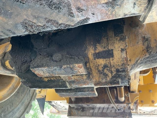 CAT 972M XE Φορτωτές με λάστιχα (Τροχοφόροι)