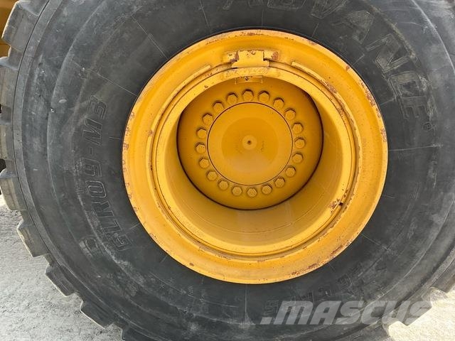 CAT 972M XE Φορτωτές με λάστιχα (Τροχοφόροι)