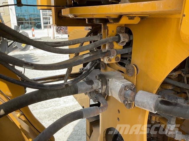 CAT 972M XE Φορτωτές με λάστιχα (Τροχοφόροι)