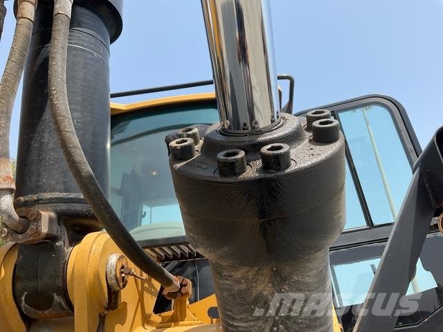 CAT 972M XE Φορτωτές με λάστιχα (Τροχοφόροι)
