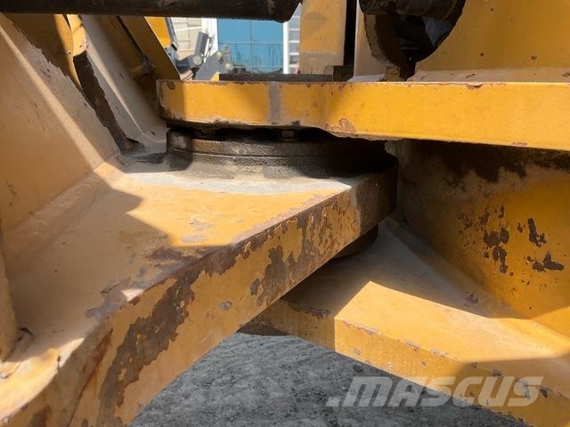 CAT 972M XE Φορτωτές με λάστιχα (Τροχοφόροι)