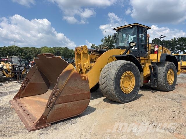 CAT 982 Chargeuse sur pneus